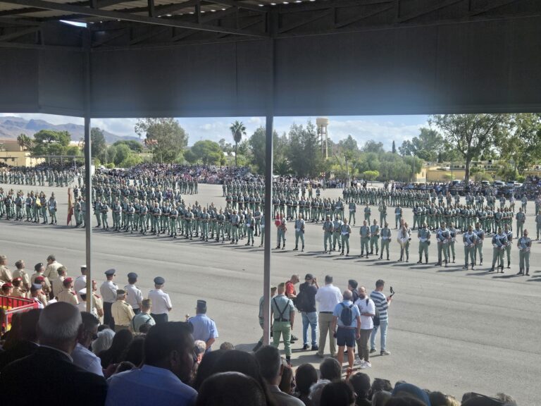 La Hermandad acompañó a La Legión en su 106 aniversario